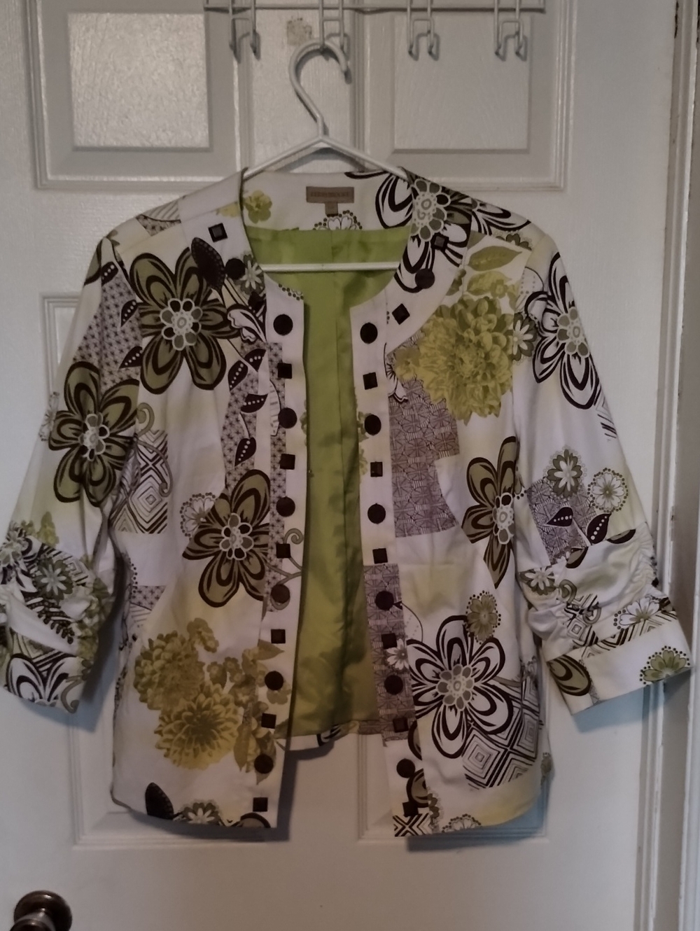 Green Floral Cropped 97% Cotton Blazer Jacket - Women's Blazer. Size L
